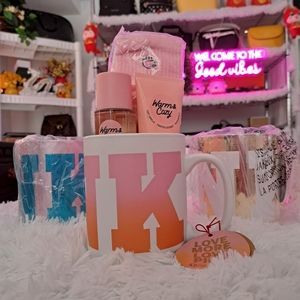 Victoria's Secret PINK Large mug Warm and Cozy Gift Set